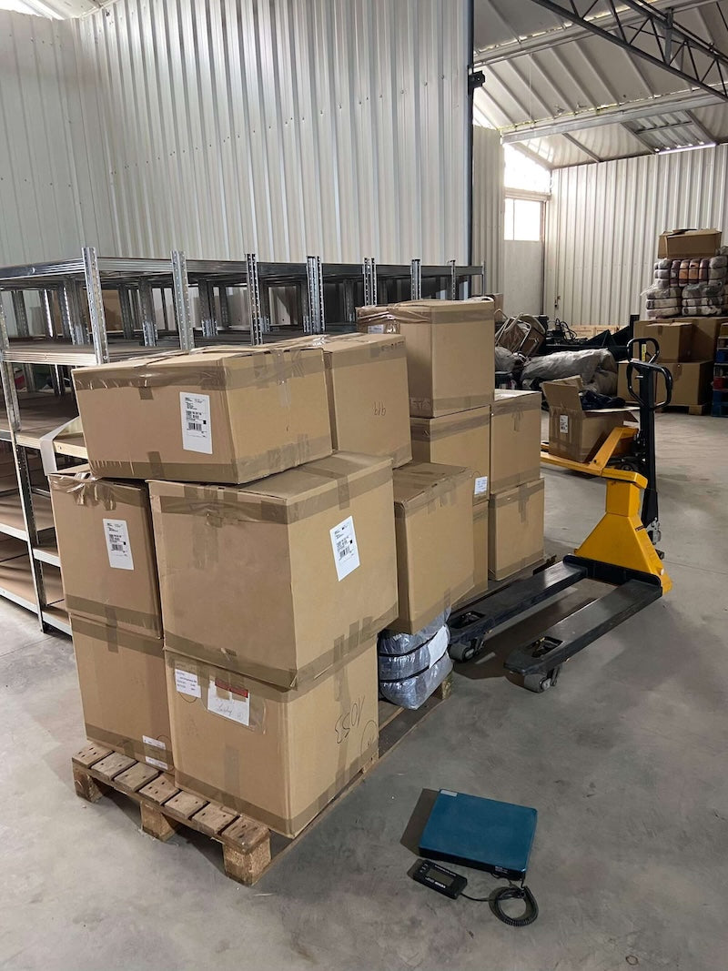 Image de cartons prêts à être envoyés