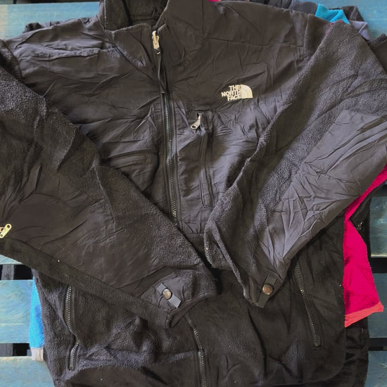 vidéo du produit POLAIRES THE NORTH FACE DENALI